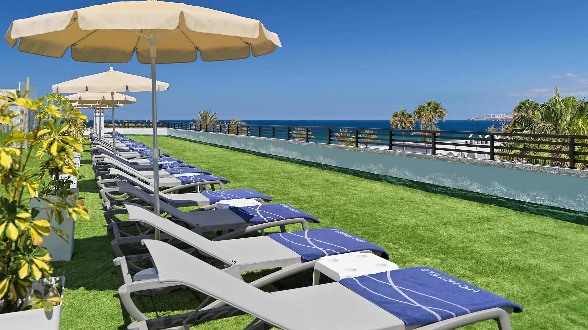 H10 Conquistador Playa de las Americas